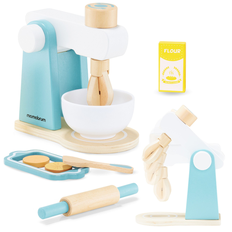 Wooden mixer with accessories