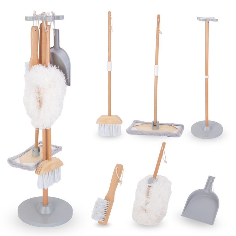 Wooden cleaning set
